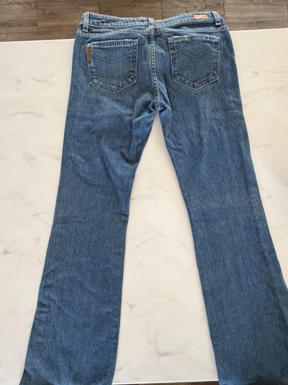 PAIGE Hollywood Hills Bootcut Jeans Size 29 Medium Wash Raw Hem - Picture 7 of 14